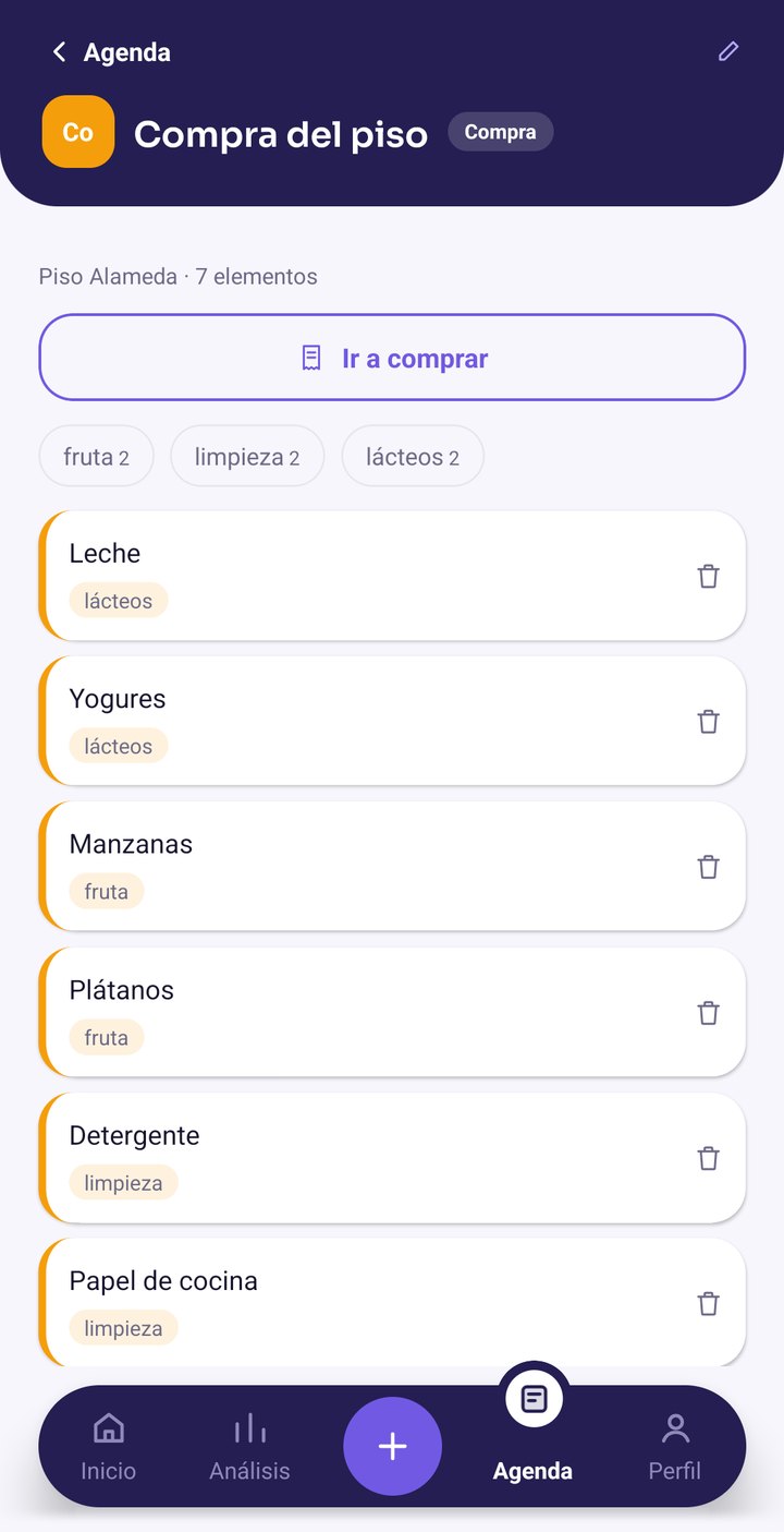 Lista de la compra «Compra del piso», compartida en la cuenta Piso
          Alameda, con el botón «Ir a comprar», los filtros por etiqueta y cada
          elemento con la suya